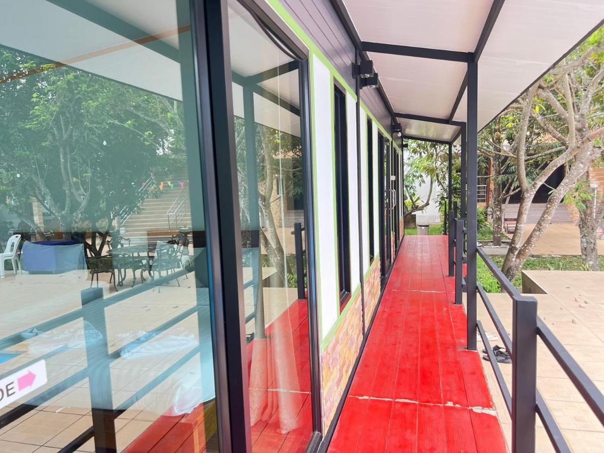 Hotel Baan Suan Khun Yaiy Ban Wang Takhrai Exterior foto