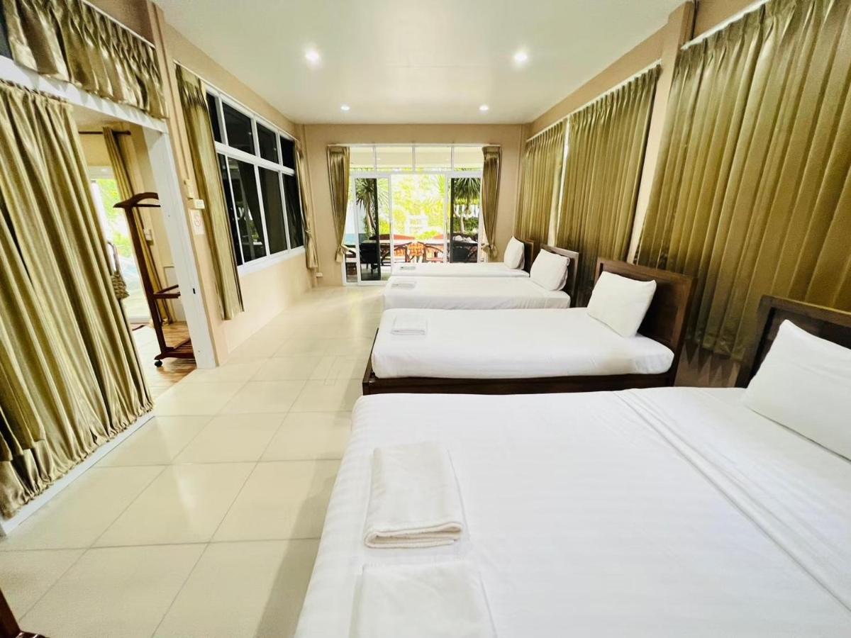 Hotel Baan Suan Khun Yaiy Ban Wang Takhrai Exterior foto
